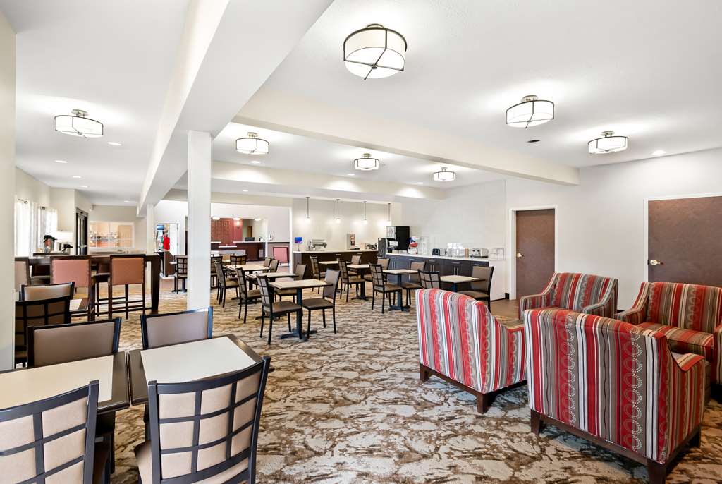 Best Western Palmyra Inn & Suites - photo 3