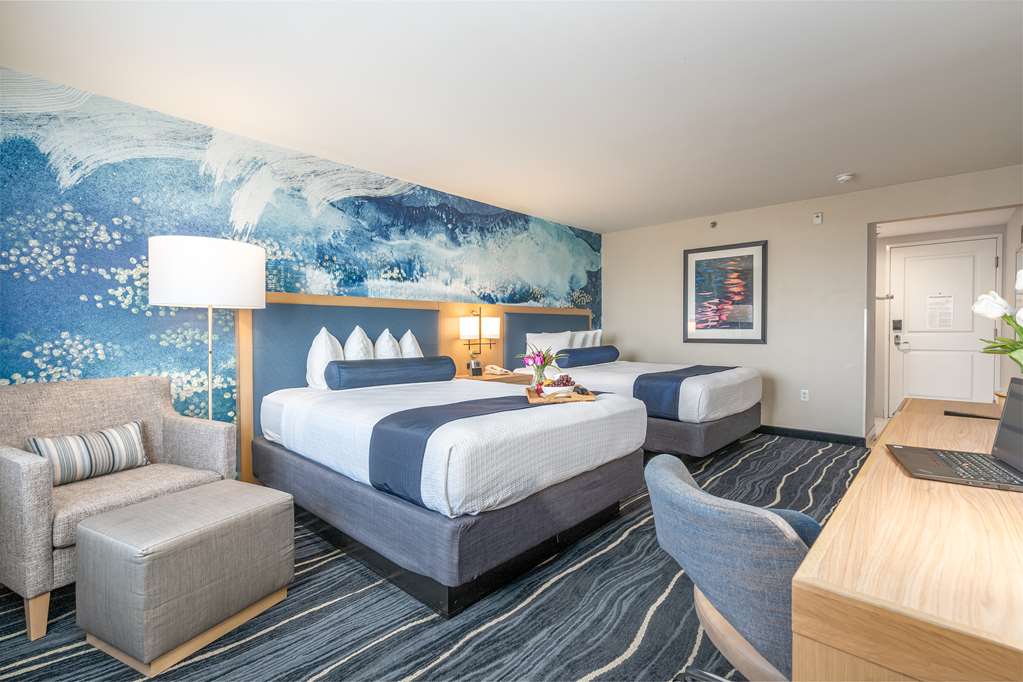 Best Western Plus Marina Gateway Hotel - photo 38