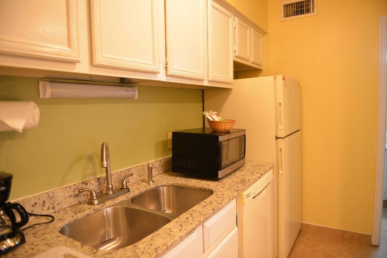 Hawthorn Extended Stay by Wyndham Dallas - photo 2