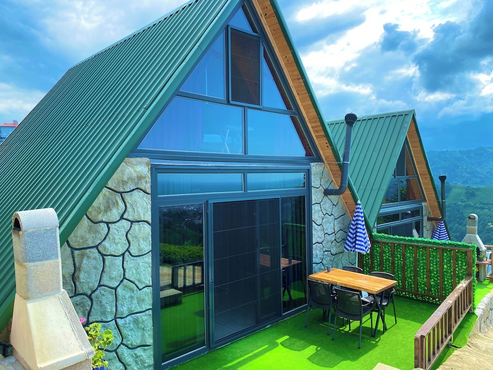 Luxury Bungalow With Barbecue1 — 4-Star Luxury Hotel in Ardesen, Turkey