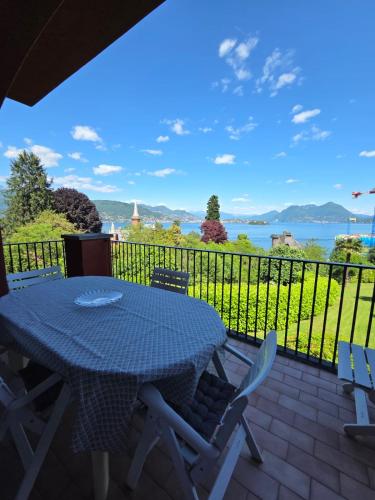 Appartamento Charly — 4-Star Luxury Hotel in Baveno, Italy