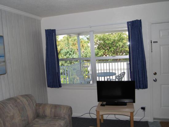 Bonita Beach Resort Motel - photo 10