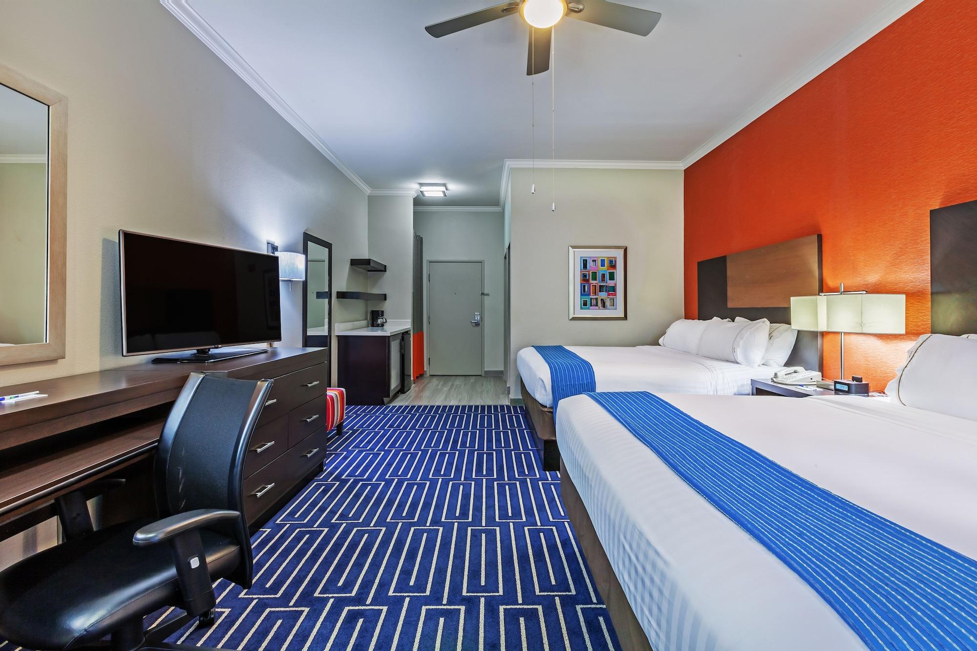 Holiday Inn Express & Suites Houston East by IHG - photo 19