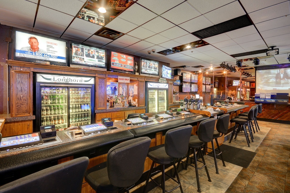 Longhorn Casino & Hotel - photo 36