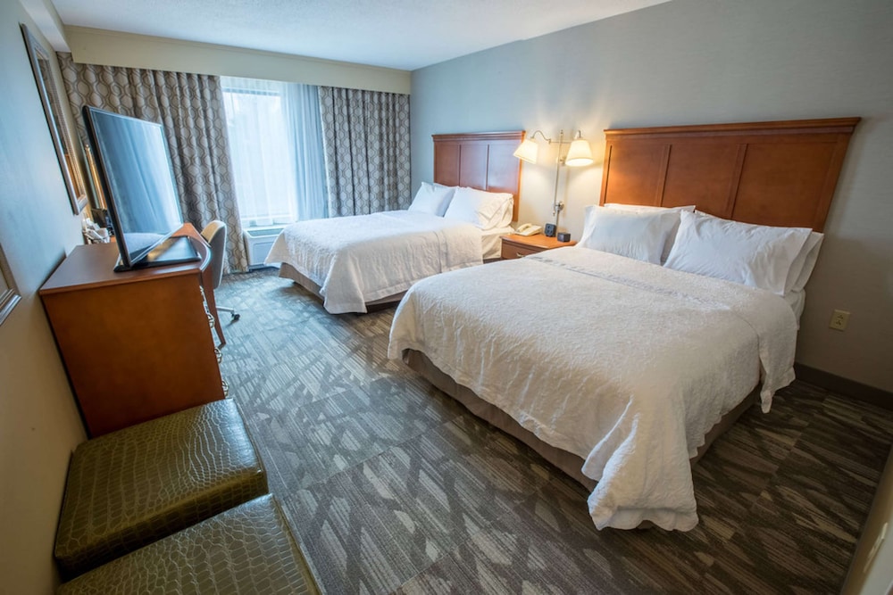 Hampton Inn & Suites Tilton - photo 22