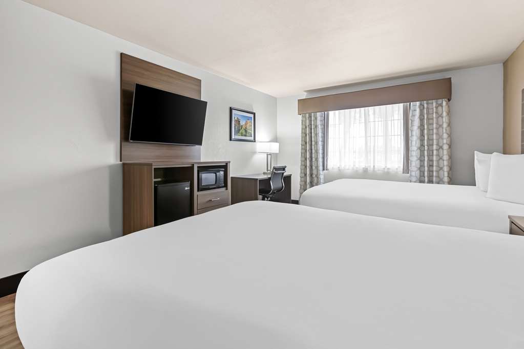 Best Western Plus Caldwell Inn & Suites - photo 26