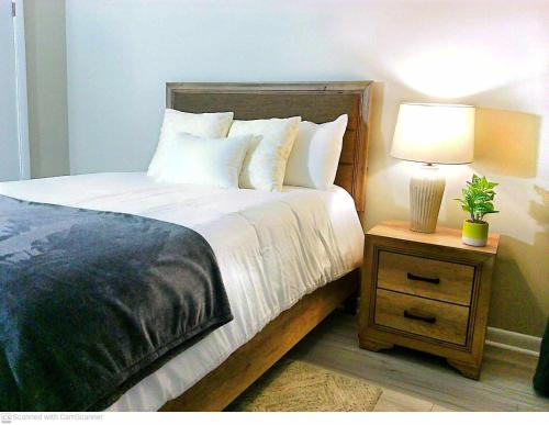 Liberty Towne Spring Lake Fayetteville near I 95 & Ft Bragg Perfect for short or long term stays Prem Wifi — 4-Star Luxury Hotel in Fayetteville, United States