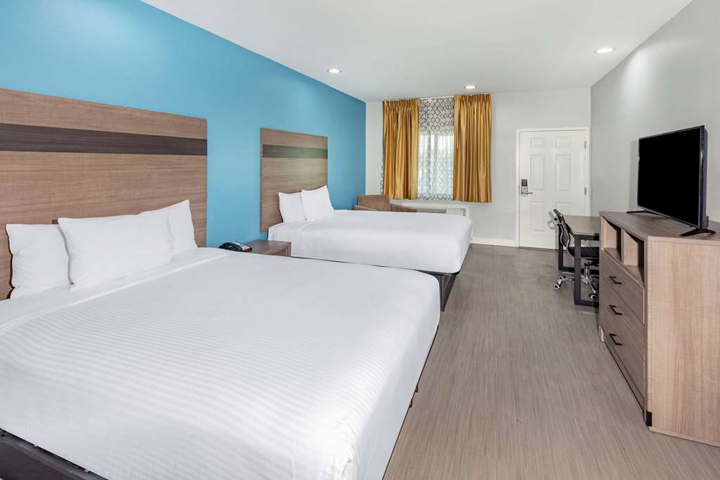 Baymont by Wyndham Freeport Texas - photo 44
