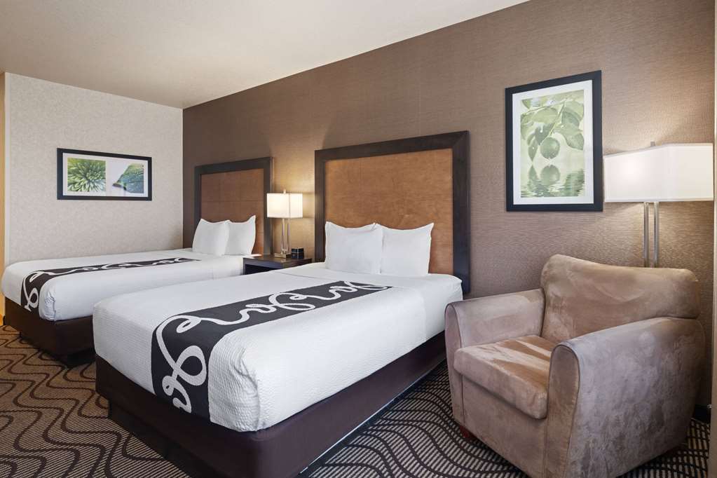 La Quinta Inn & Suites by Wyndham Idaho Falls Ammon - photo 41