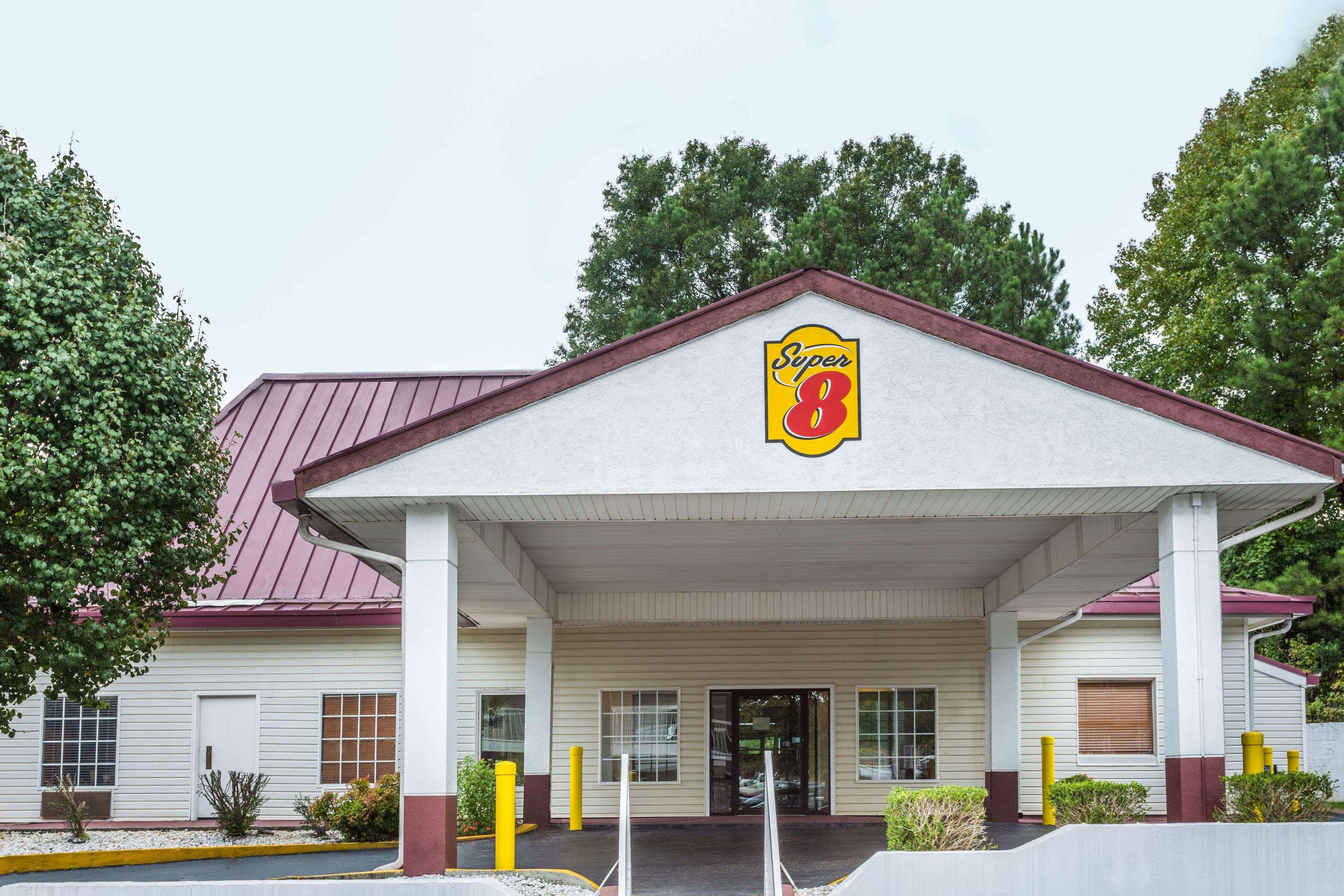 Super 8 by Wyndham Atlanta Northeast GA - photo 2