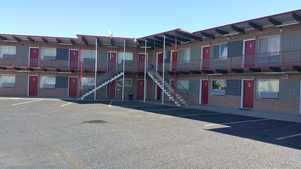 Thunder Bird Motel - photo 70