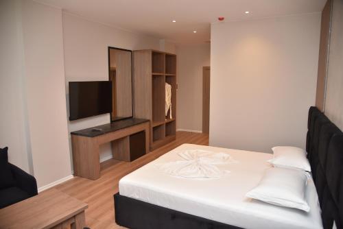 Hotel Continental - carbon neutral hotel in Durres