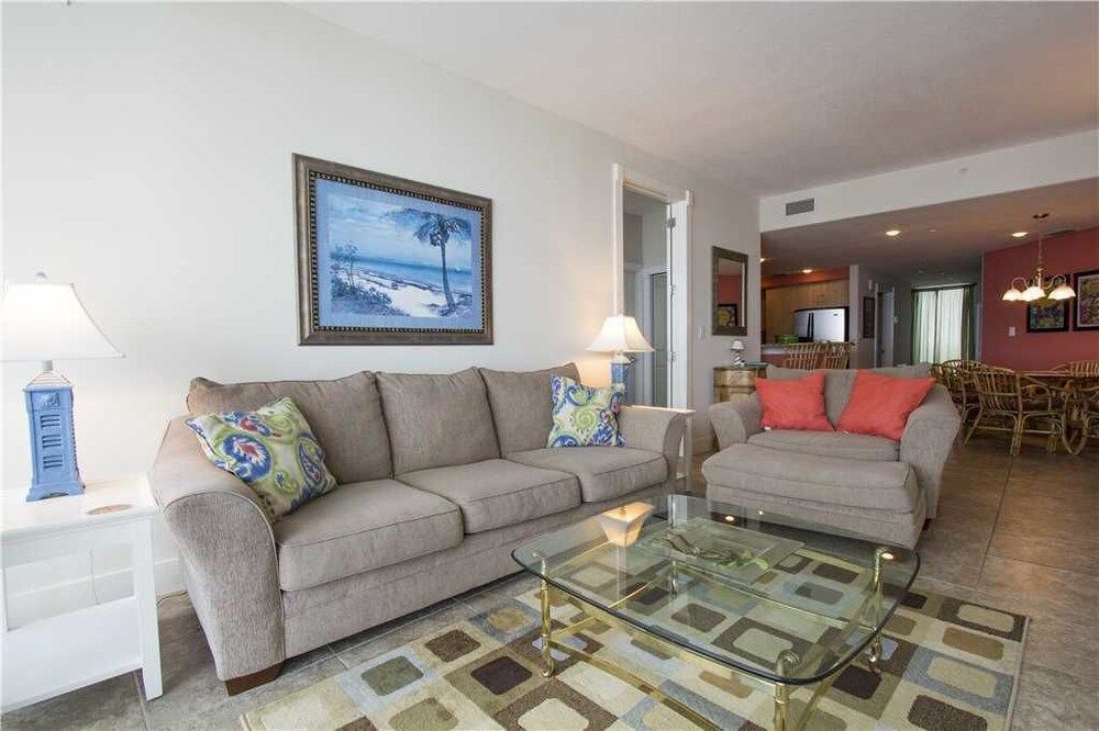 Island Tower 602 3 Br condo by RedAwning - photo 26