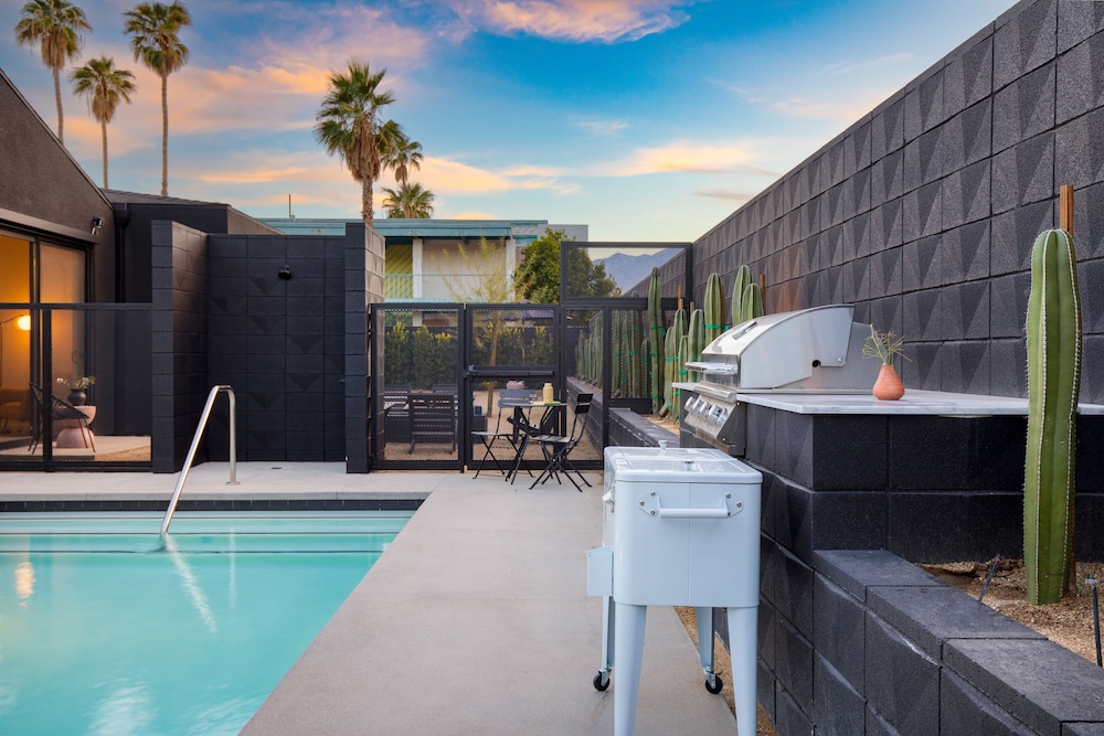 Blackhaus Suites by AvantStay - photo 18