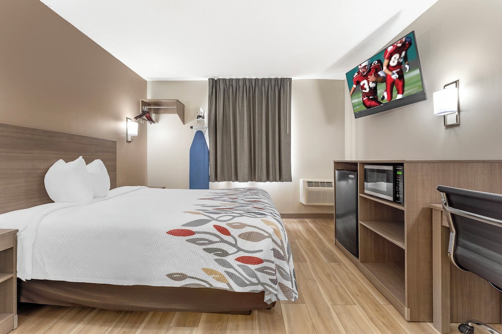Red Roof Inn Johnstown - photo 22