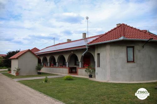 Zsigó Tanya — 4-Star Luxury Hotel in Kiskunfelegyhaza, Hungary