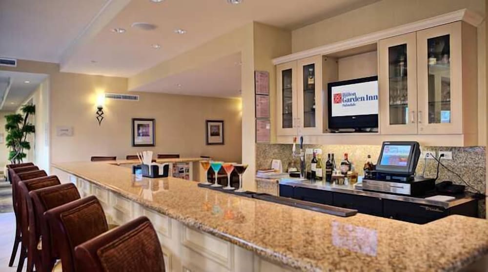 Hilton Garden Inn Palmdale - photo 21