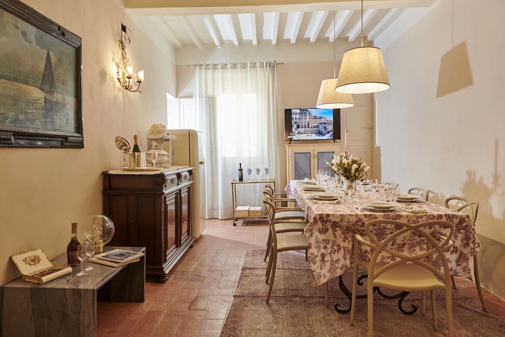AdaeSaboCortona — 4-Star Luxury Hotel in Cortona, Italy