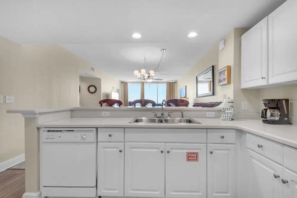 Majestic Beach Towers 2 1708 - photo 11