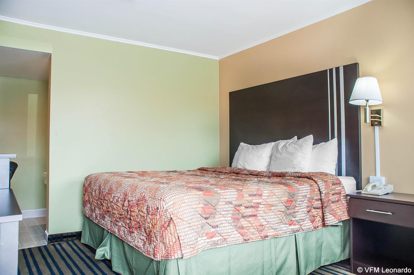 Amherst Inn & Suites - photo 7