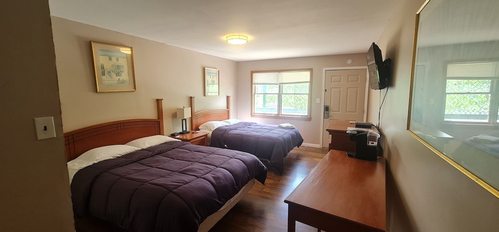 Werry s Cottages Motel & Pub by OYO East Stroudsburg Poconos - photo 7