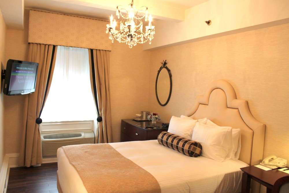 Molly Pitcher Inn - last minute hotel in Red Bank