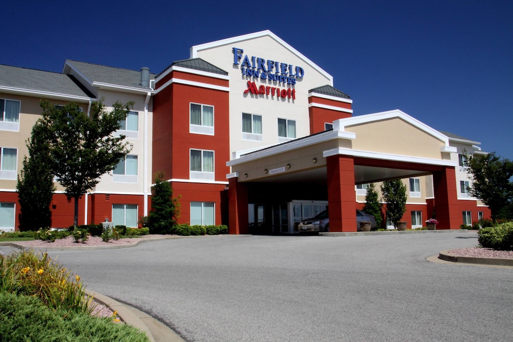 Fairfield Inn and Suites by Marriott Marion - featured photo
