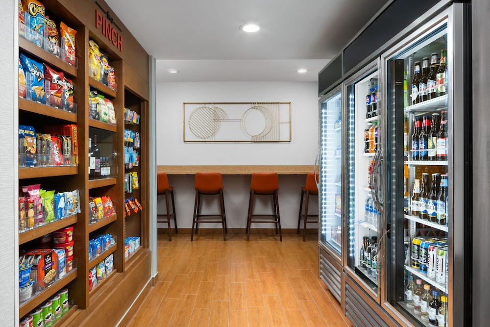 TownePlace Suites by Marriott Champaign Urbana Campustown - photo 24