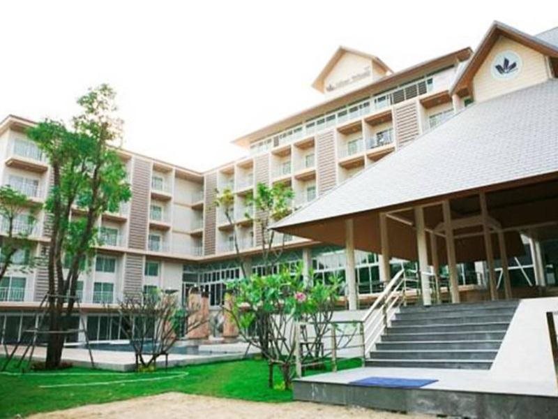 Silver Woods Resort in Nakhon Pathom, Thailand