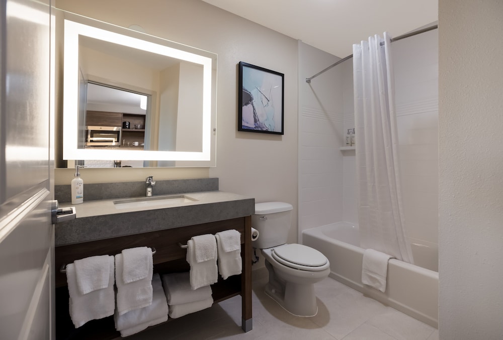 Candlewood Suites Lafayette River Ranch an IHG Hotel - photo 26