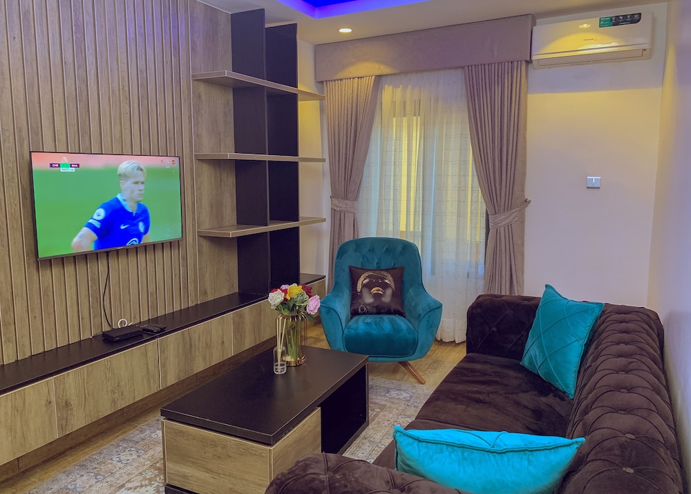 Swiss Executive Luxury Hotel — Jos — photo 5