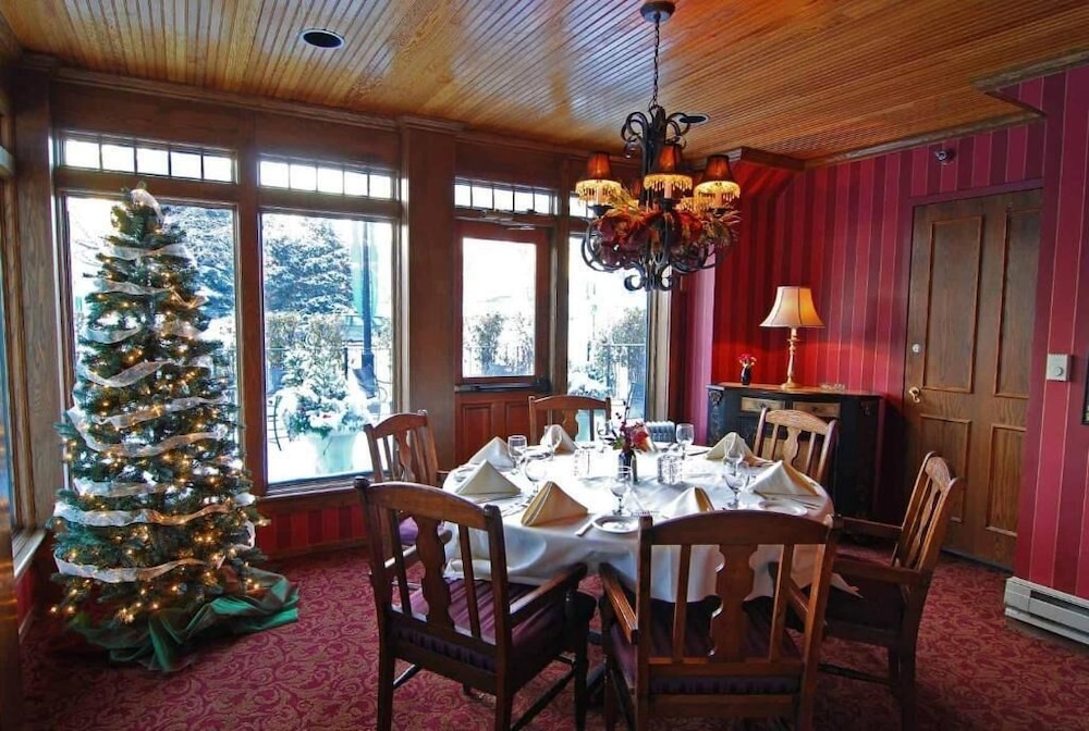 Nicollet Island Inn - photo 21