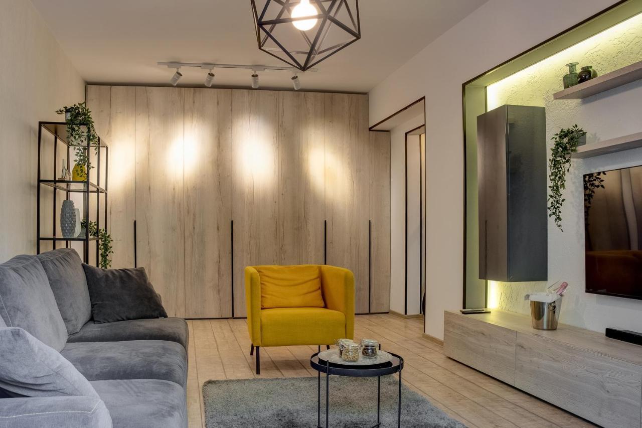 Chanttal Luxury University — 4-Star Luxury Hotel in Bucharest, Romania
