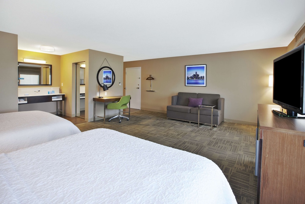 Hampton Inn Commerce Novi - photo 8