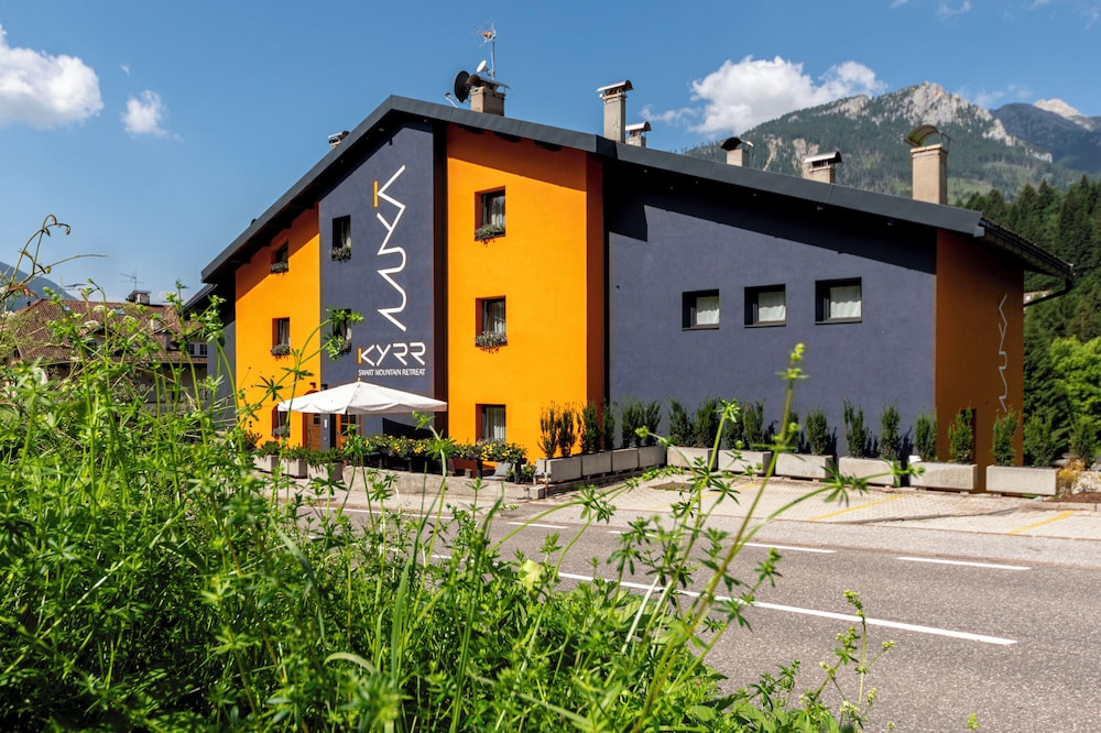 Kyrr Smart Mountain Retreat in Moena, Italy