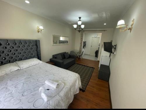 Tia Maria cottage — 4-Star Luxury Hotel in Cape Town, South Africa