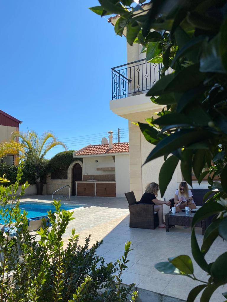 Episkopi Villa Luxury 4 Bedroom with Pool Limassol