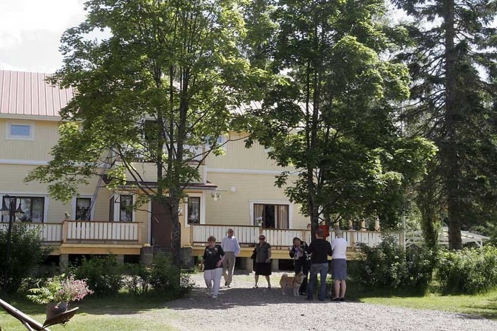 Maatilamatkailu Tuhannen Tarinan Talo Oy — Luumaeki