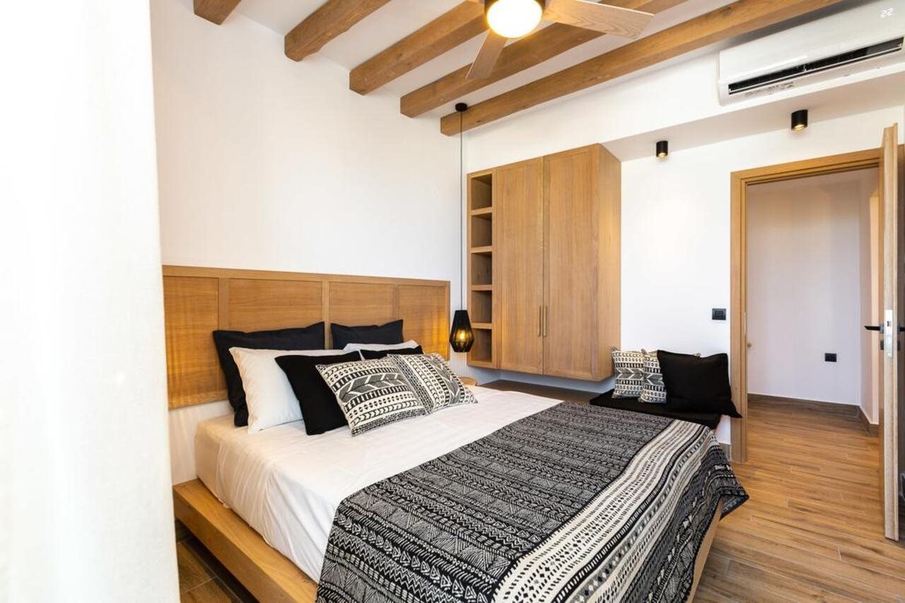 Theros — 4-Star Luxury Hotel in Rethymno, Greece