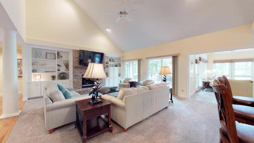 3 Midstream - photo 4