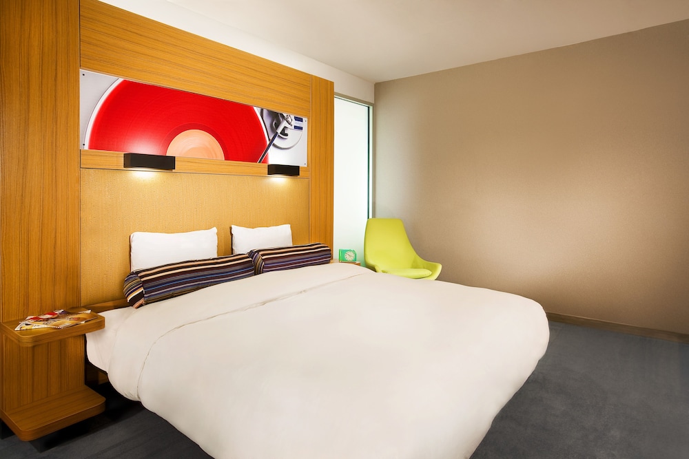 Aloft Mount Laurel - photo 3