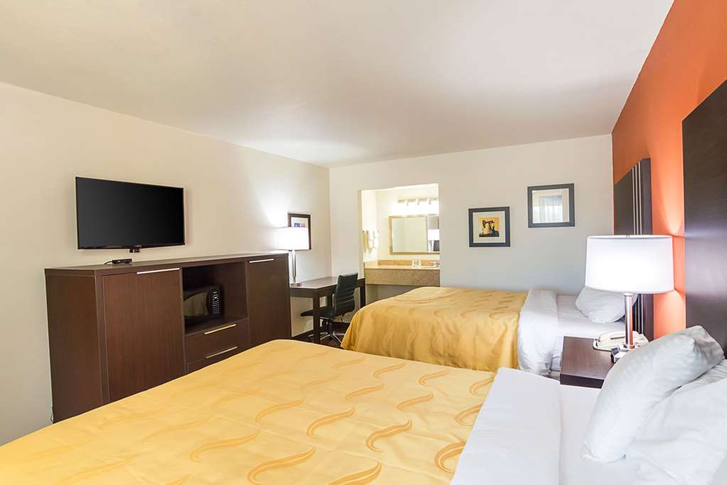 Quality Inn Amarillo East - photo 15
