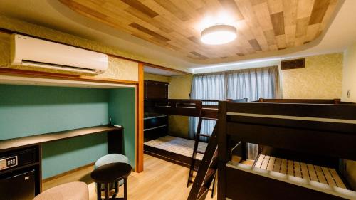 Smooth & Living in Ueda, Japan