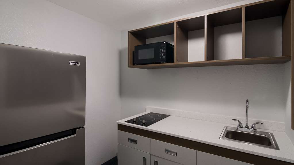 Suburban Studios Portage IN - photo 16