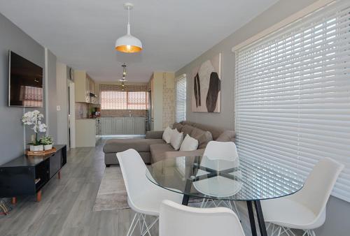 Ocean view Luxury Beachfront Self Catering Apartment