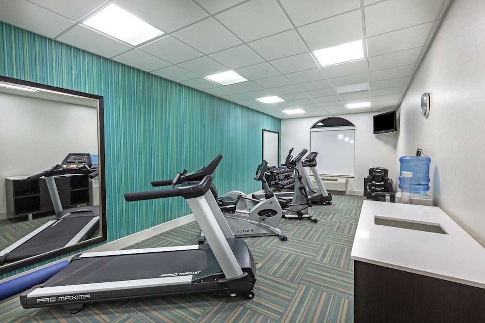 Holiday Inn Express & Suites Shreveport South Park Plaza by IHG - photo 12