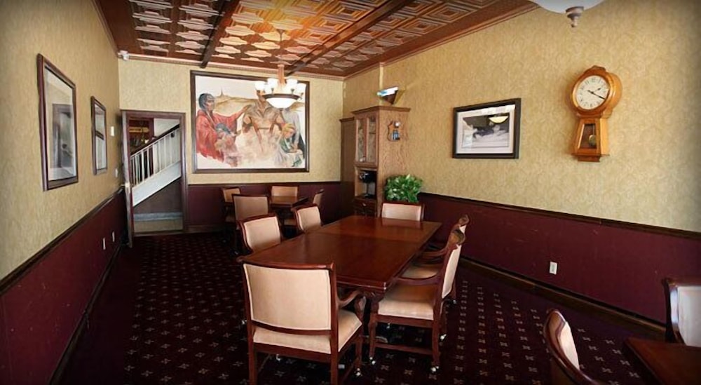 Arrow Hotel - photo 13