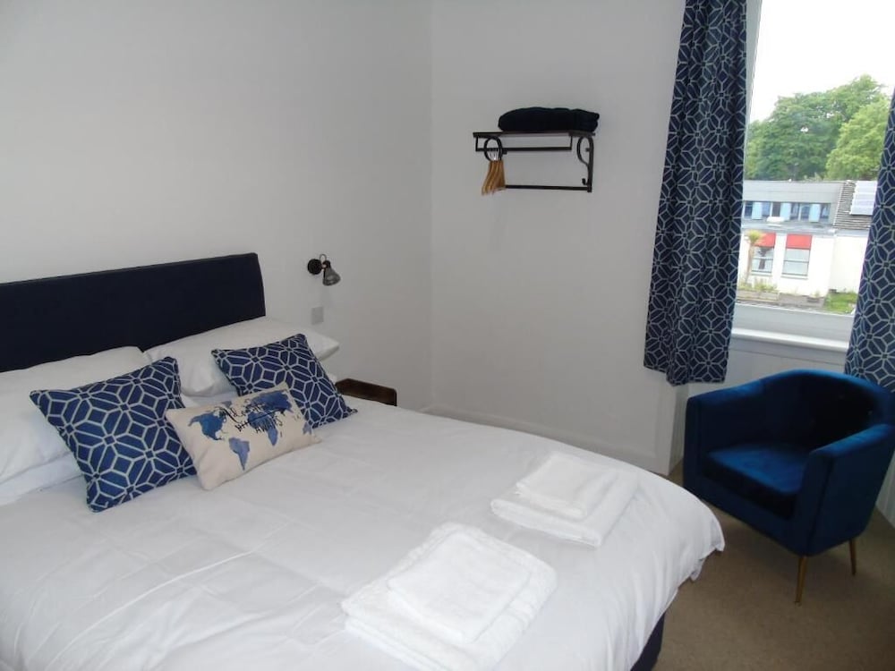 Snug Sealladh Mara Apartment — 4-Star Luxury Hotel in Helensburgh, United Kingdom