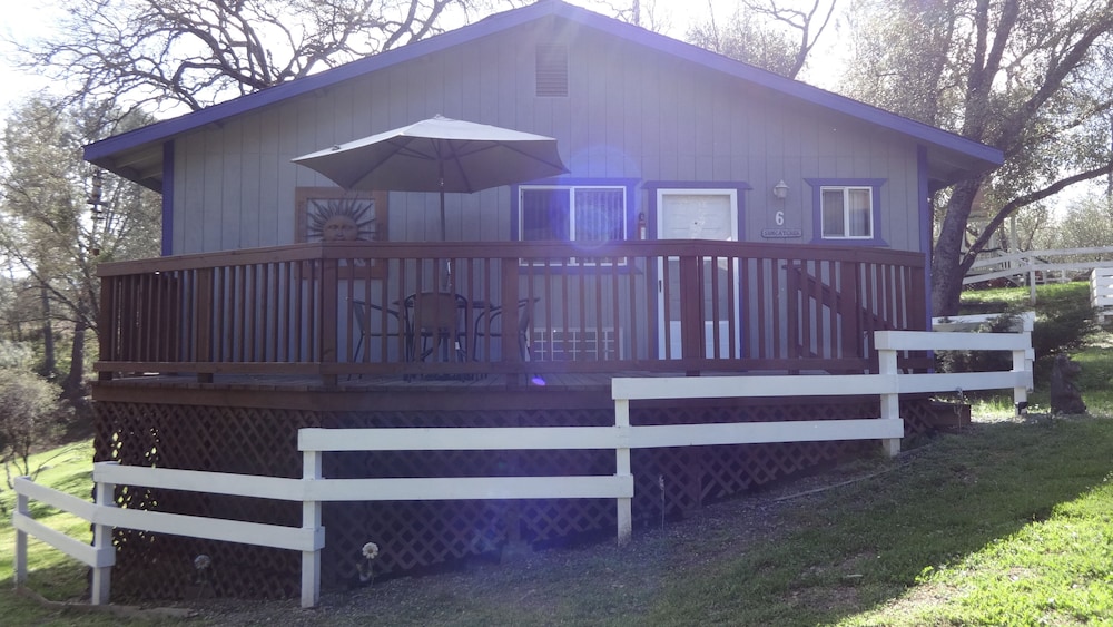 Little Valley Inn - photo 4