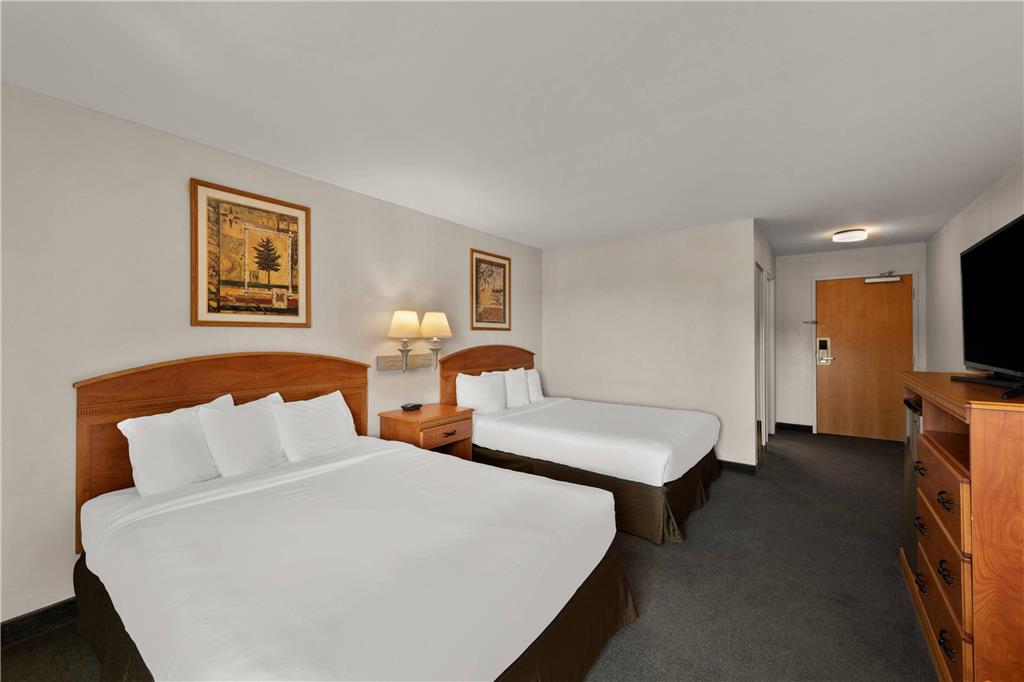 Rodeway Inn & Suites Tomahawk - photo 18